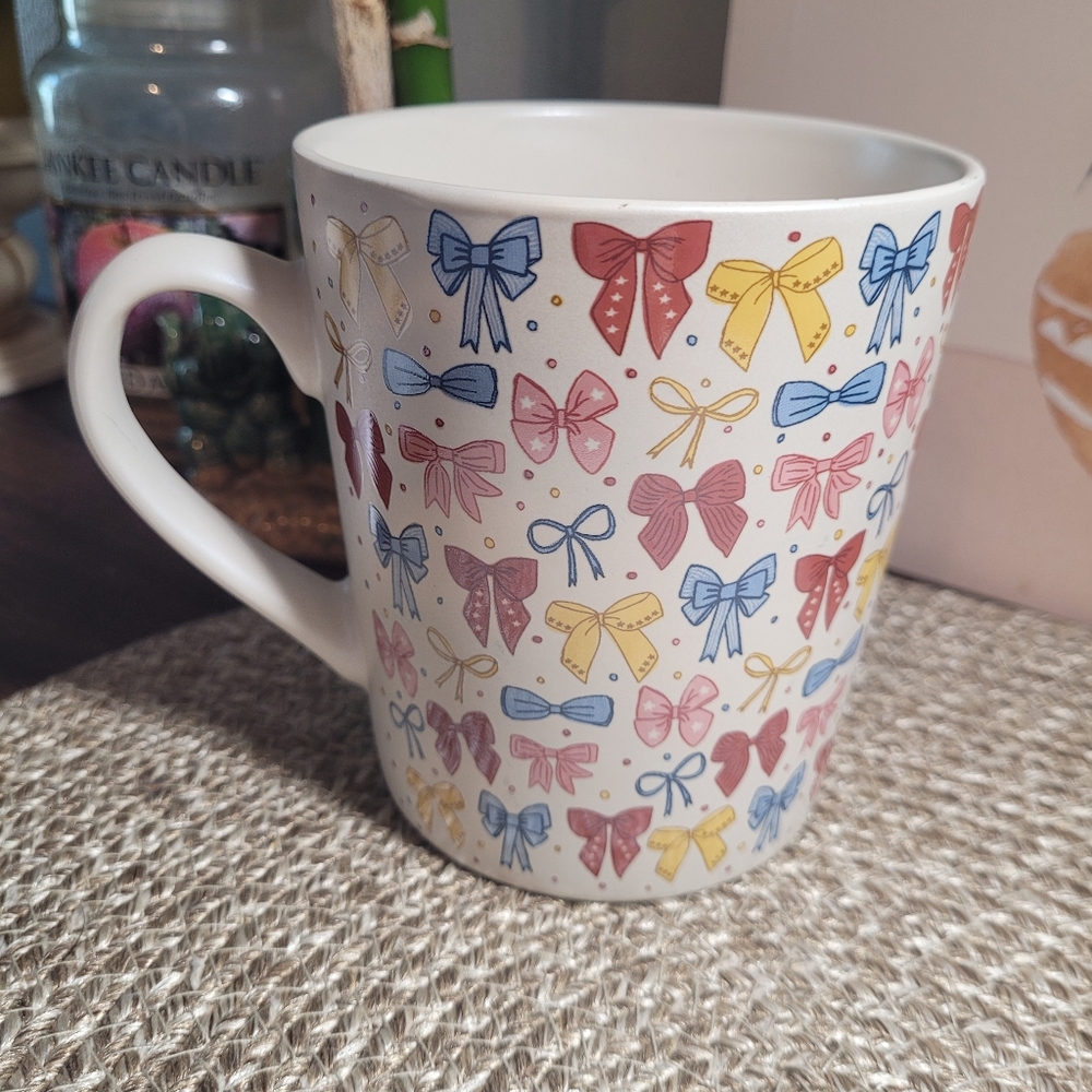 Colorful Bow Patterned Mug. New